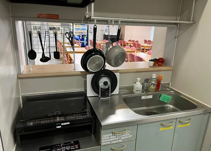 Shin-Osaka Youth Hostel