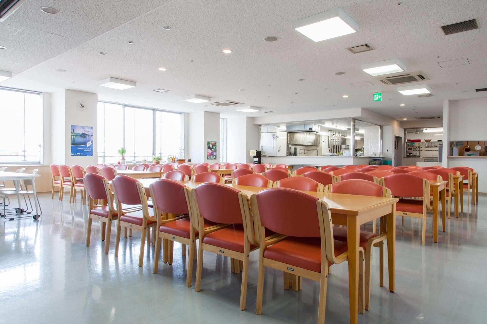 Shin-osaka Youth Ōsaka
